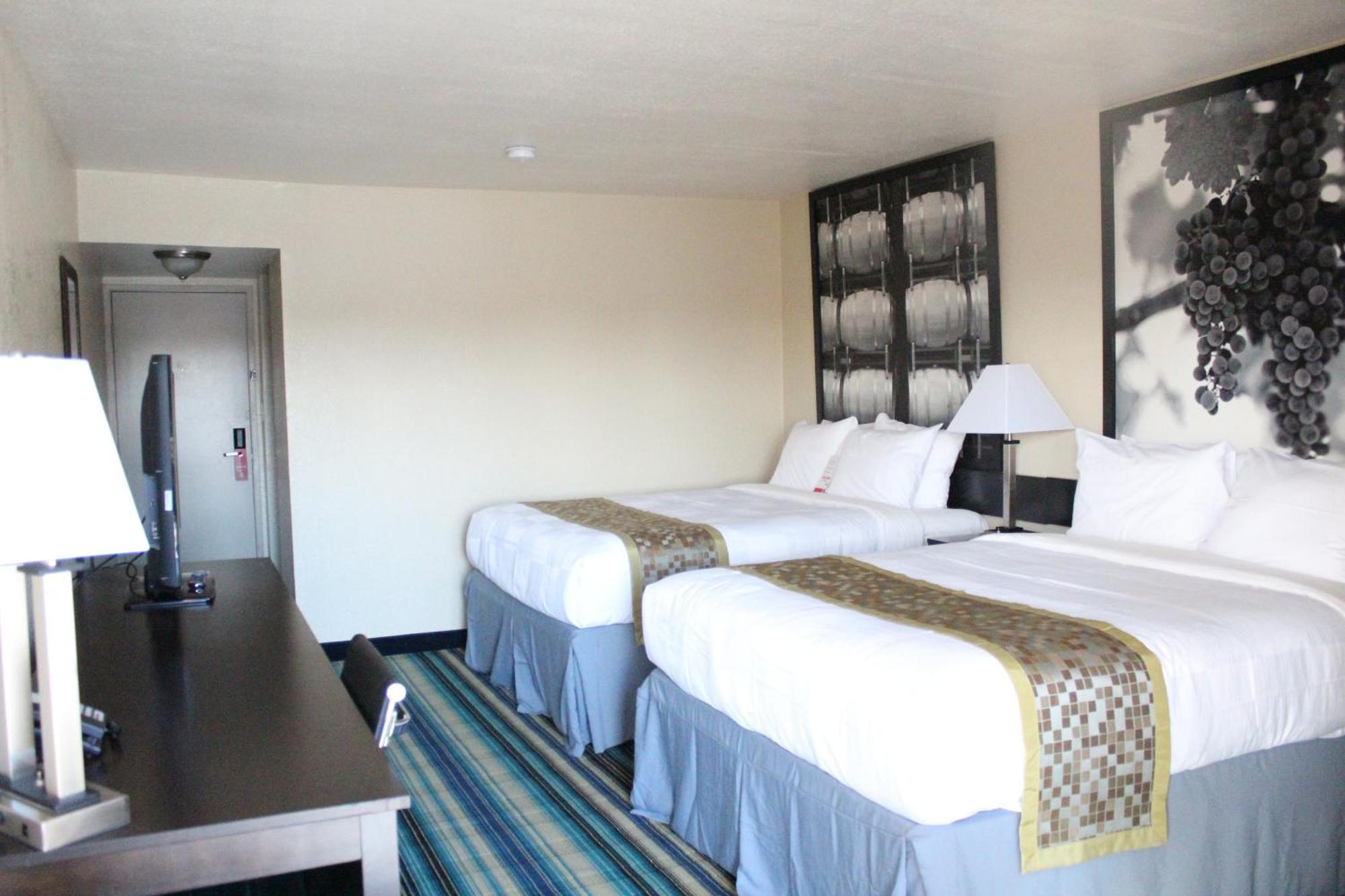 Super 8 By Wyndham Vallejo/Napa Valley Bagian luar foto