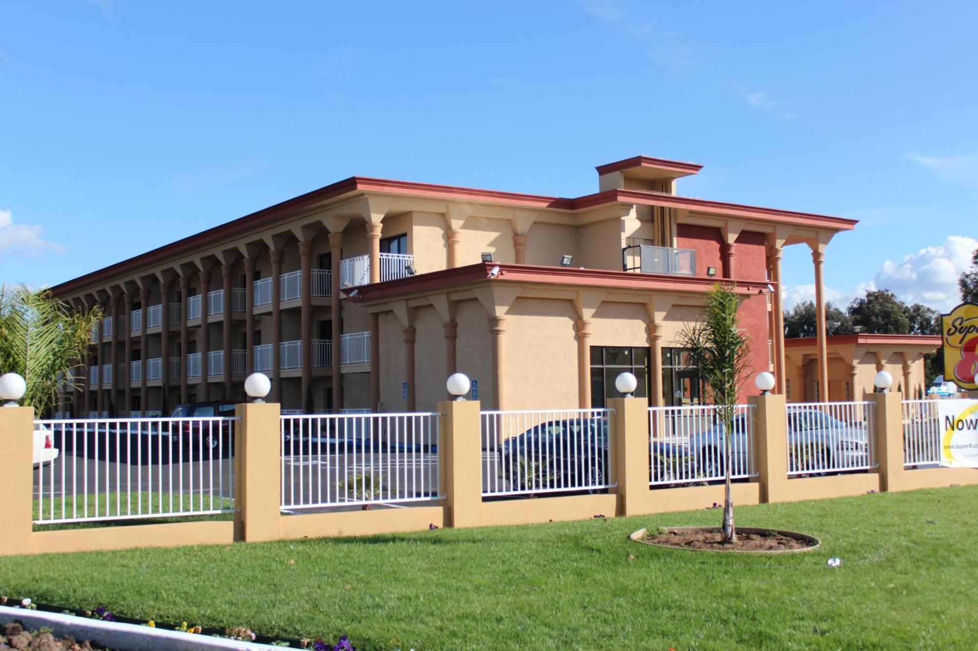 Super 8 By Wyndham Vallejo/Napa Valley Bagian luar foto